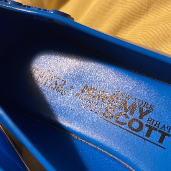 Shoes - Picture 5 of 5